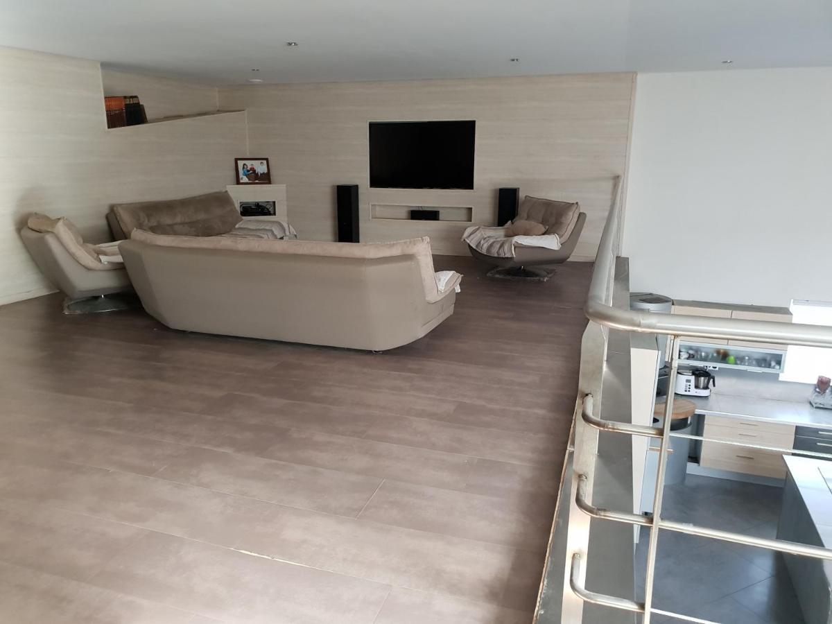 Gite Des Vernizeaux Le Creusot Bagian luar foto