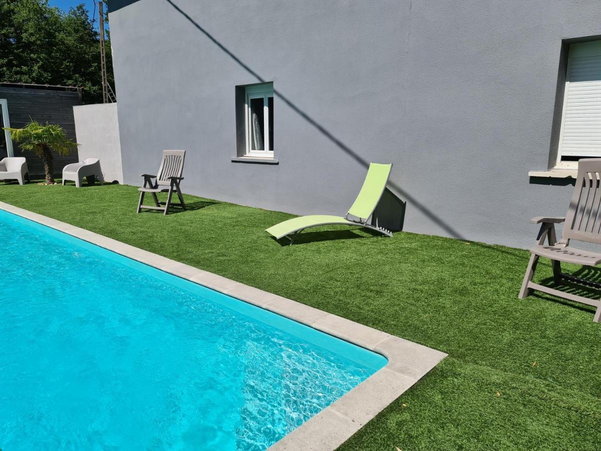 Gite Des Vernizeaux Le Creusot Bagian luar foto